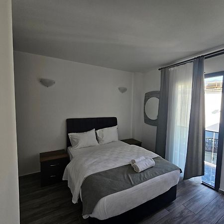 Cyprus Harbour Suites Kyrenia  Exterior foto
