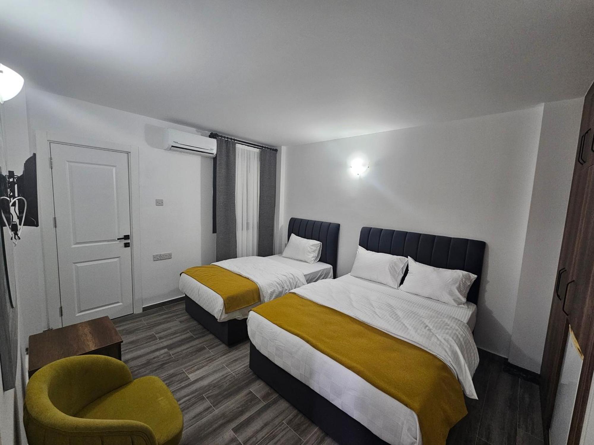 Cyprus Harbour Suites Kyrenia  Exterior foto